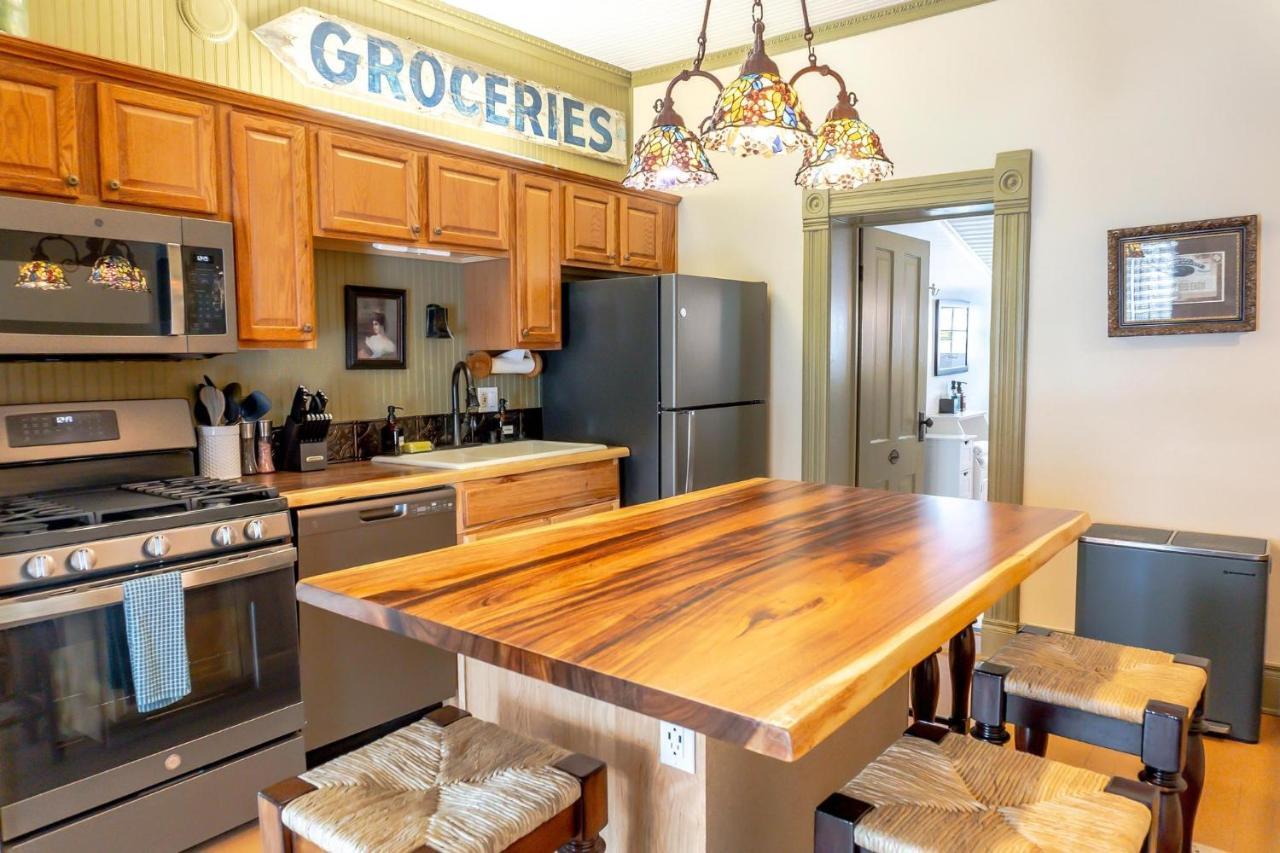 Mountain View Victorian With Hot Tub! Villa Leadville Bagian luar foto