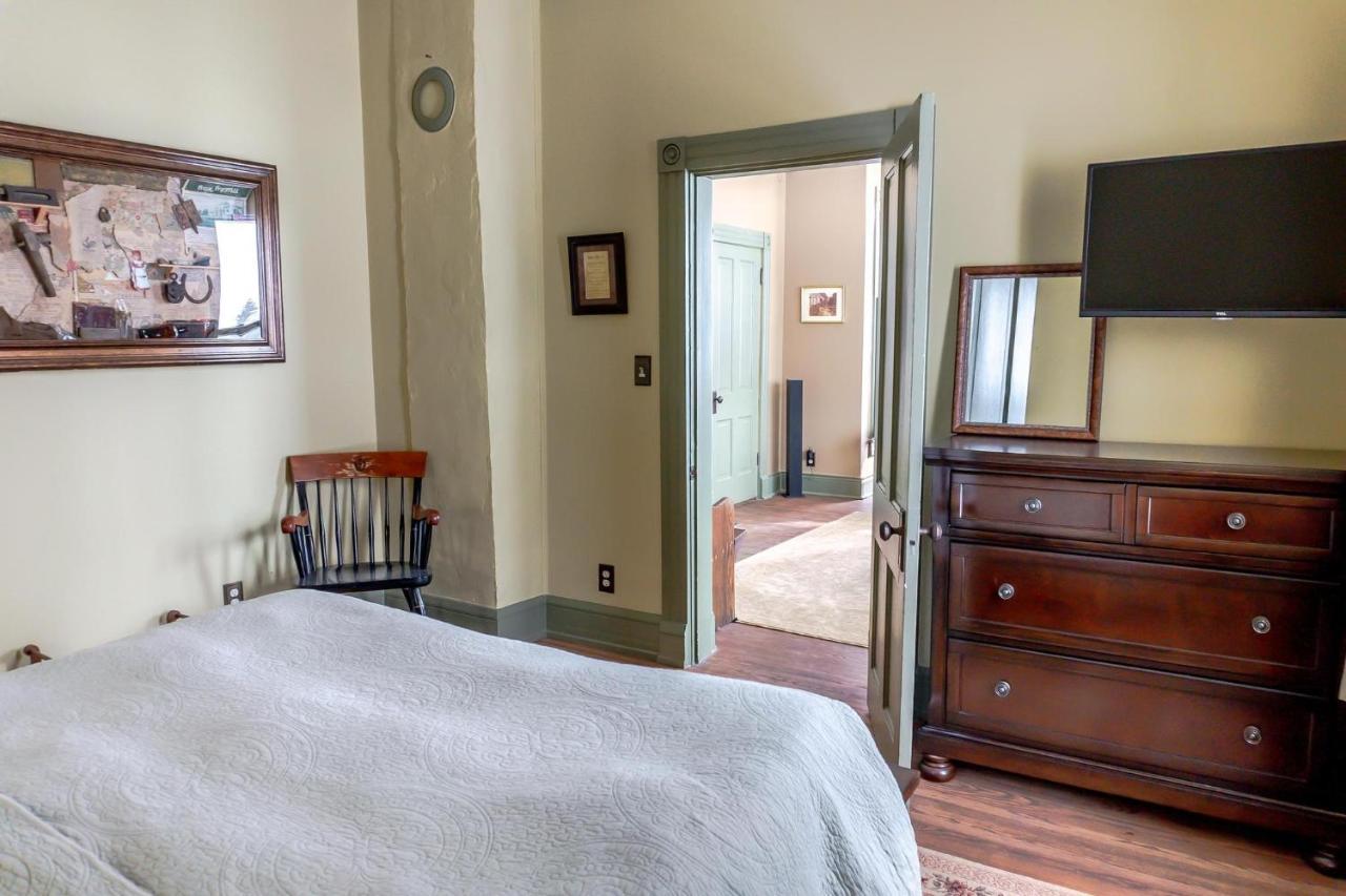 Mountain View Victorian With Hot Tub! Villa Leadville Bagian luar foto